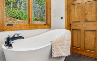 Bathtub Options For A Charming Bathroom